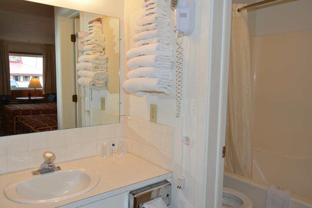 Viking Motel Lindsborg 客房 照片