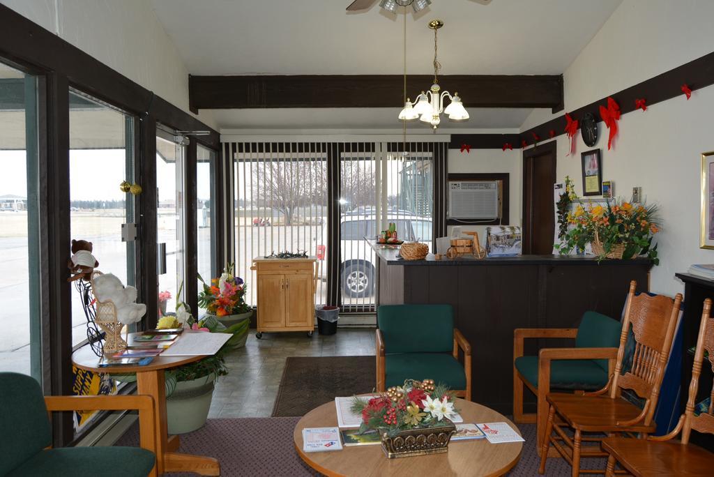 Viking Motel Lindsborg 外观 照片
