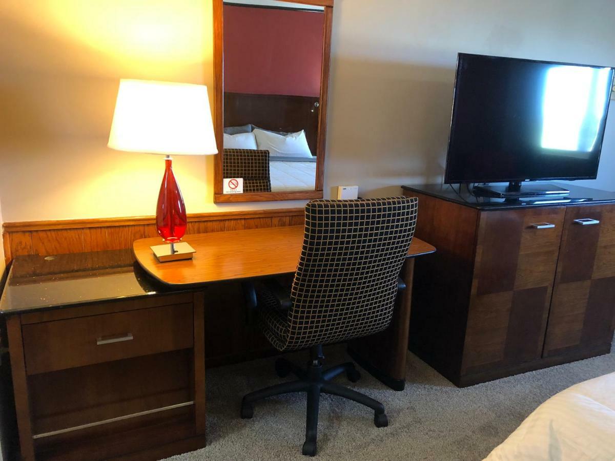 Viking Motel Lindsborg 外观 照片