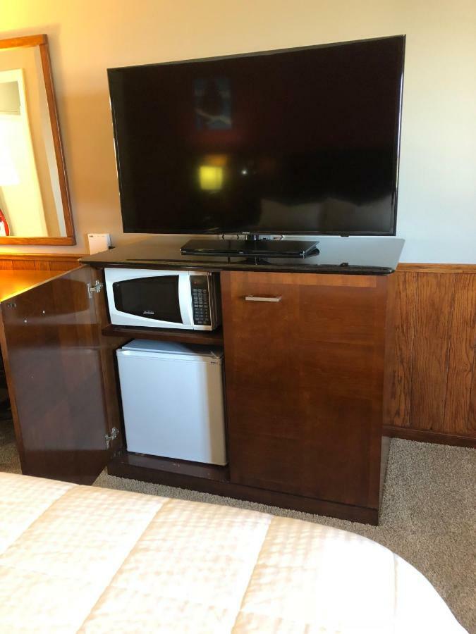 Viking Motel Lindsborg 外观 照片